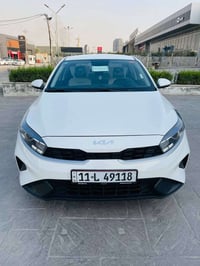 سيراتو موديل ٢٤ كفاله عامه  ماشيه ٢٣ مكينه ٢٠٠٠  باسمي  السياره مصروف ...