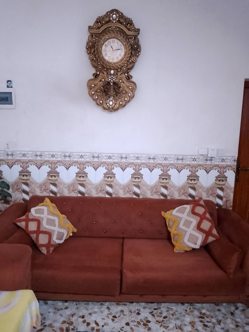 تخم تركي سرير قلاب 8 مقعد نظيف جدا أخذته 500 من بيت صار شهرين بس مارهم لأن حولي والحولي يرادله ديوان فدابيعه 400 وبي مجال لشراي مع اربع كوشات بوهيمي هديه مني لشراي


**إذا كنت صاحب هذا الإعلان وتريد حذفه لأي سبب، رجاءا أرسل رسالة إلى الدعم الفني**