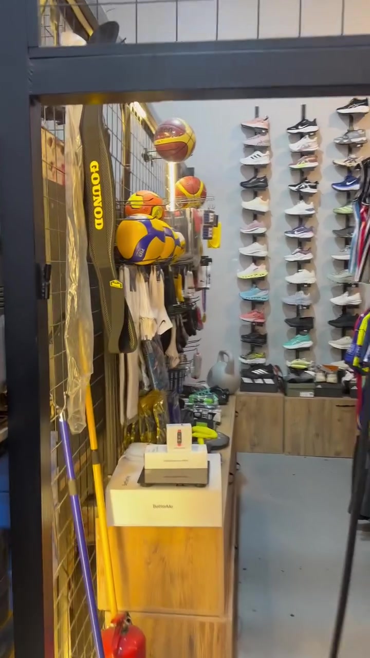 للتذكير نبلغكم بانتقال المحل من سوق الكماليات الى نادي قرةقوش الرياضي داخل قاعة SPORT GYM
بضاعتنا من مختلف الماركات العالمية واعلى كوالتي 
نوفر تجهيزات وملابس وادوات رياضية  وتبشرتات ودريسات اصلية وقسم خاص للبضاعة النسائية من احذية وملابس 
ومستعدين لتجهيز الفرق الشعبية والاندية الرياضية والمدارس الكروية بأسعار مناسبة


**إذا كنت صاحب هذا الإعلان وتريد حذفه لأي سبب، رجاءا أرسل رسالة إلى الدعم الفني**