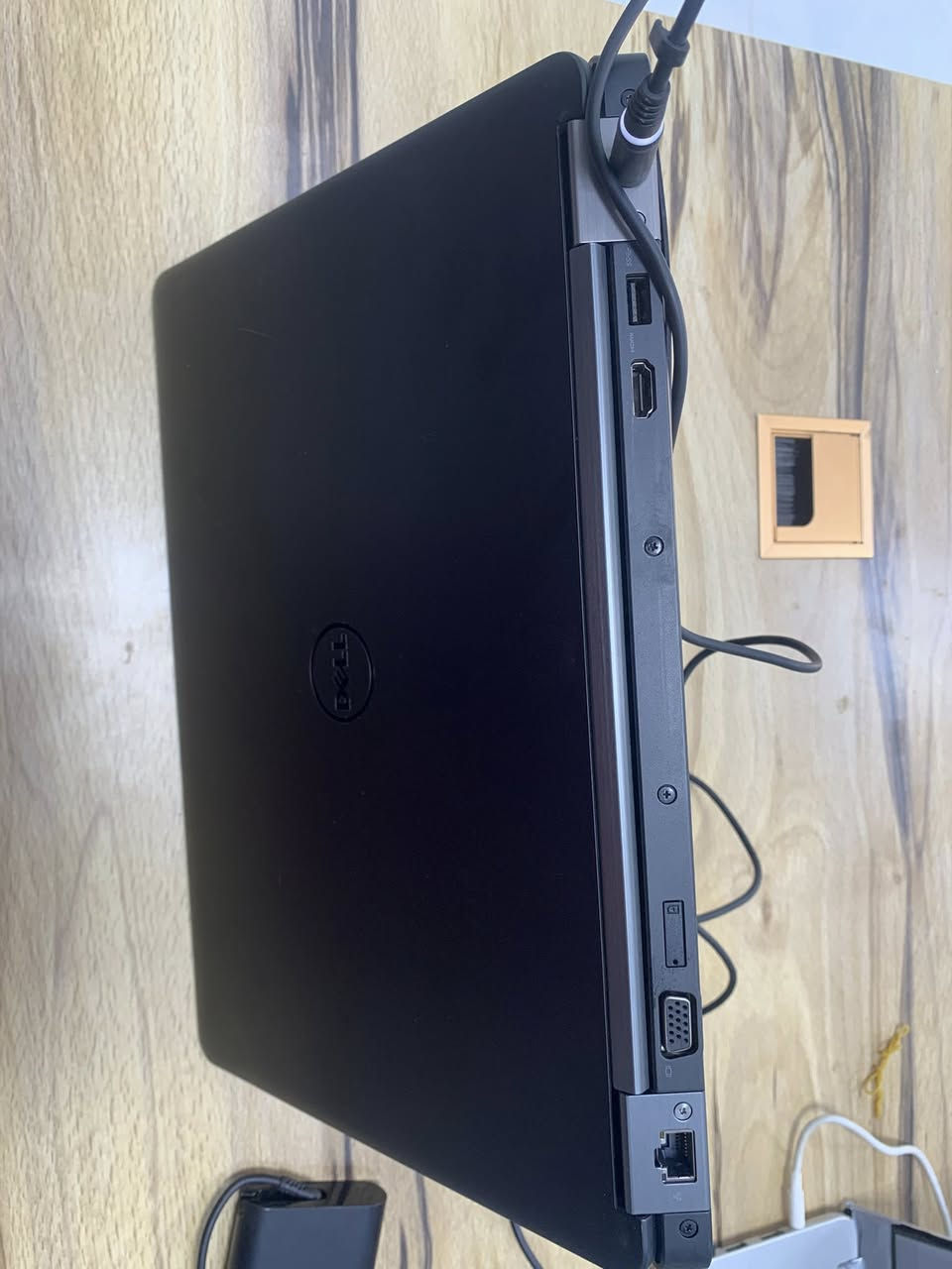 دل كور٥ جيل ١١ مواصفات بالصور


**إذا كنت صاحب هذا الإعلان وتريد حذفه لأي سبب، رجاءا أرسل رسالة إلى الدعم الفني**