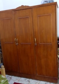 ديالى الخالص • غرفة نوم • خشب أصلي ثقيل