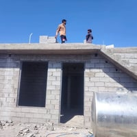 / يوجد كادر عمل جاهز  تصعيد مواد  / تنضيف بيوت  / تفليش  / تكشيط  / دف...