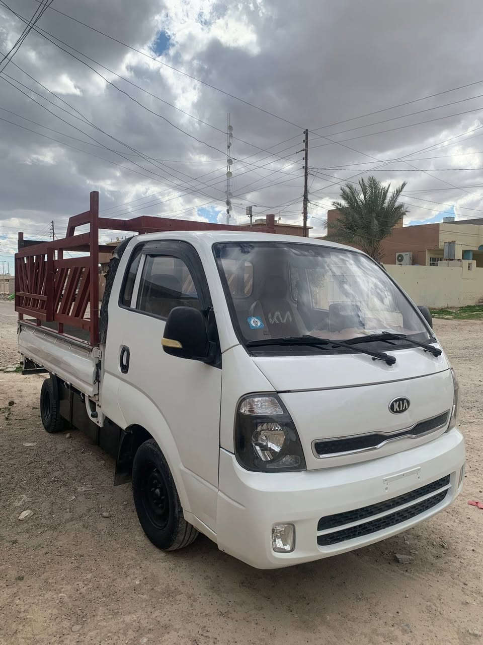 كيا حمل 2019 رقم بغداد الماني مشروع وطني بيها صبغ بابين والكصه حگ شبر على طولها كير ومحرك شرط السعر105$ وبيها مجال او مراوس حسب القناعة الاتصال بالرقم ***********/تكريت القادسية شارع الگراج
