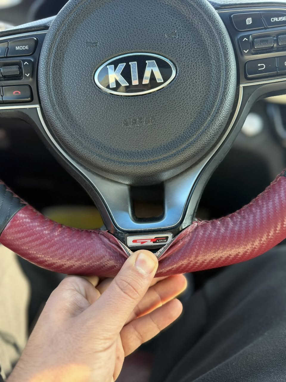 السلام عليكم اوبتيما 2016 جيتي لاين مواصفات الجيتي لاين المتخلص فول فول للاخير بدون ضرر وارد خليجي فقط بارد بل هلال الخلفي ومنزل صورته باقي السياره كفاله عامه وين متريد تفحص كير محرك ما مفتوح ماشيه 128 حقيقي مواصفات:
1️⃣سقف بانورامي
2️⃣دخول ذكي 5بصمات
3️⃣ رادارات كامرا 360درجه 
4️⃣ مري قلاب+شفط
5️⃣ شاشه كبيره
6️⃣ تدفئه+تبريد كشنات حتى الخلفيه
7️⃣ هاند بريك بصمه
8️⃣ اوتو هولد
9️⃣ كشنيين كهرباء+خزن
🔟بردات بلادي
وبعد وبعد هواي مواصفات مكان السياره تكريت وسعرها 158 وبيها مجال سنويه ب اسمي تحوليها فوري شكد عليها غرامات ينقص من سعر السياره وبدون كلام ماله داعي اذا عاجبتك السياره اتصل او راسلني وخادم معجبك الكلام سمعنه كلمه طيبه وشكراً رقمي:*********** اتصال
***********واتساب فقط
