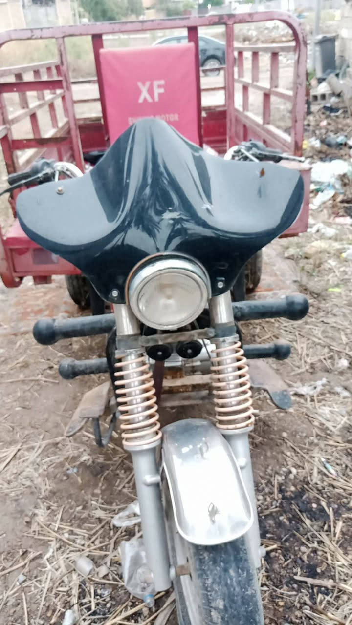 للبيع موديل 19مكينه 25جديده لشراي  يراسل لصفحه او لتصال على رقم *********** نوع لستوته دولفين فحل اوراق كامله
