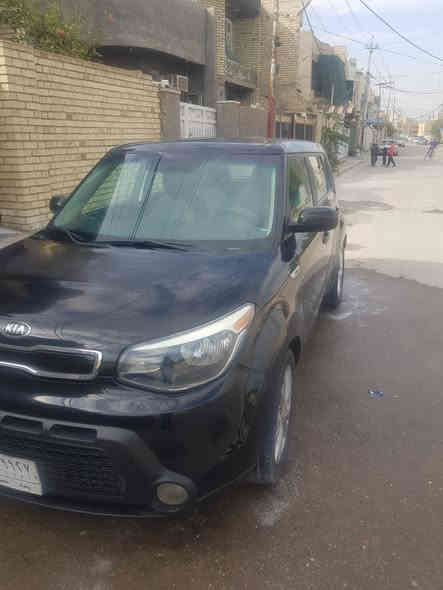 السلام عليكم كيا صول وارد امريكي  موديل 2015  محرك ٢٠٠٠ مرغوب حادثه قطعتين باب   عكس السايق رقم بغداد ماشيه 100 ألف  تبريد صدر محرك كير كفالة عامة
كامرا خلفيه 
شاشه كبيرة
تحكم استيرن
نضام التزحلق
4 ديسك
السعر 115 بيها مجال 
غير متواجد على فيس
اي استفسار رقم ***********

