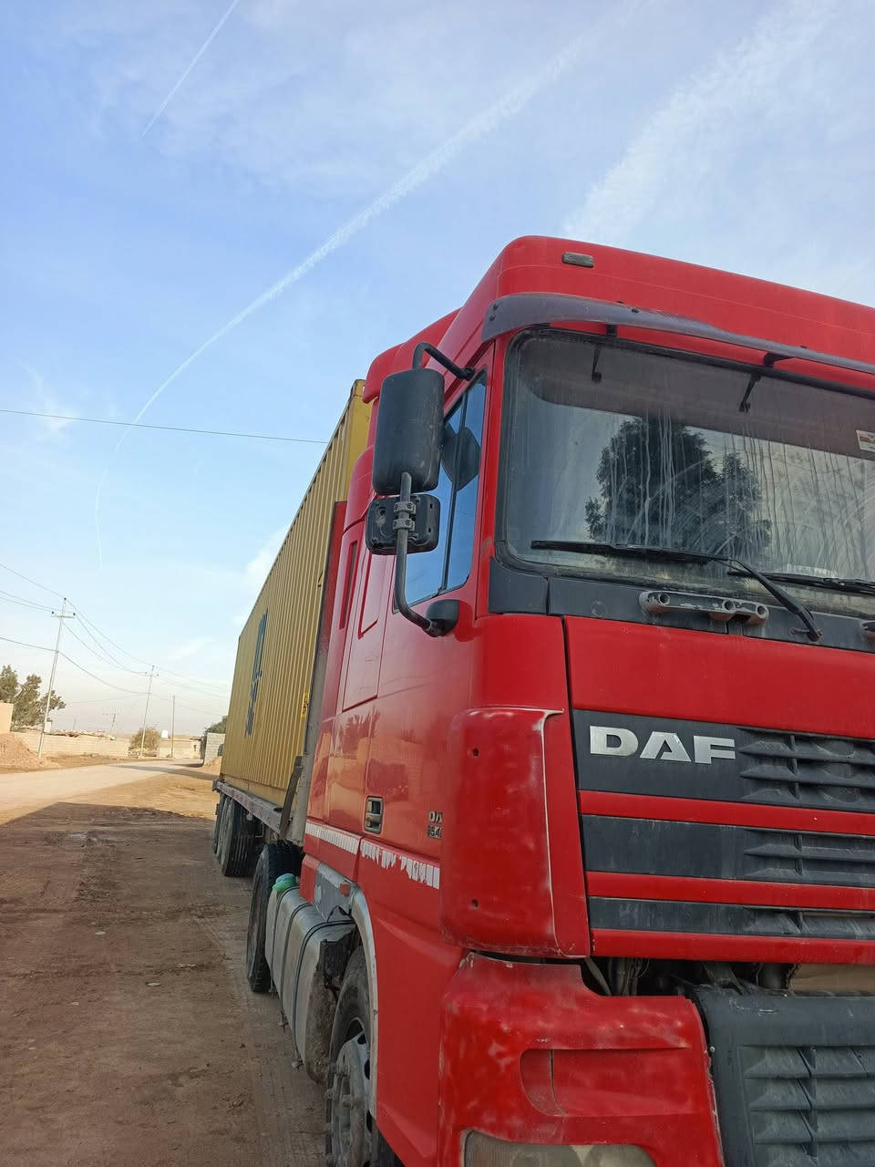 سلام عليكم داف للبيع موديل 2005 سعر 170 وبي مجال استفسار تصال على رقم ***********
