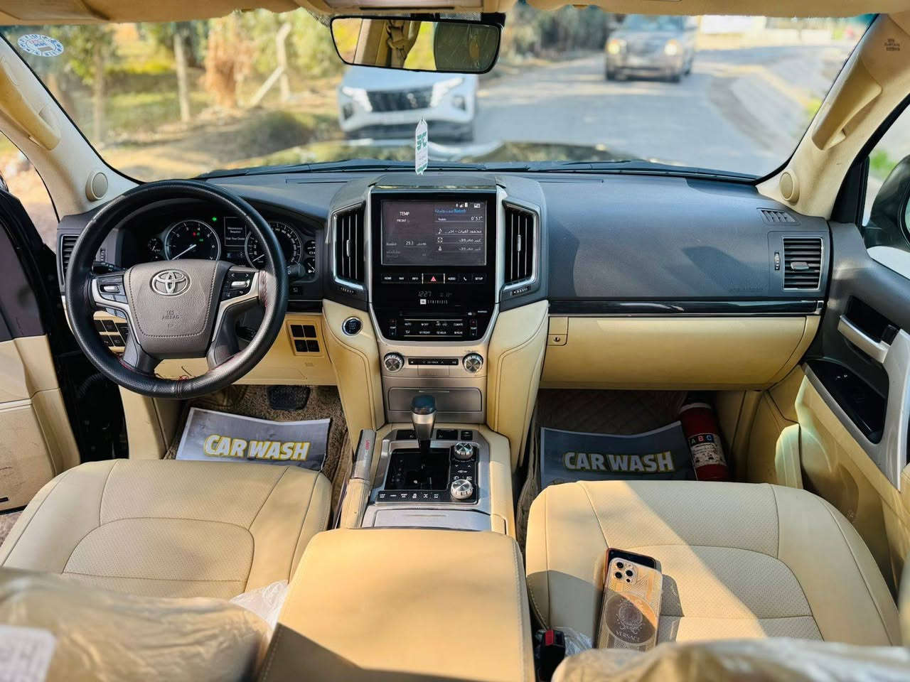 لاندكروز 2017
VXS   
اعلى فئه مواصفات لكزز  

رقم أربيل 
محرك 5700
ماشية 71الف حقيقي وع الفحص
كير اربع وضعيات للقياده 
نظام الخروج عن المسار 
نظام التنبيه قبل الاصطدام 
جنطه كهرباء 
باب الجنطه الصغير شفط
جكات
رادار امامي وخلفي
ويل 20 كروم
ستيرن ذاكره خزن 
كشن السايق ذاكره 
كشنات تدفئه تبريد
شاحن لاسلكي
تبريد خلفي لمس
ثلاجة
نظام الصوت JBL
خمس كامرات 360 درجه
ثلاث شاشات اصليات وكاله
تخم نيكل اصلي 
اشارة متحركة
خمس بصمات
تشغيل عن بعد 
لايت فول زنون 
لايت اوتو 
هوايه مواصفات
طبعا باقي الموصفات فتحه وجلد اصلي وحساسات وزراكات كله موجوده معروفه مواصفات الvxs

الشراي فقط يتصل على الرقم 
***********
السعر 510

العنوان  بغداد الصابيات قرب جسر الدوار مال مرور التاجي
