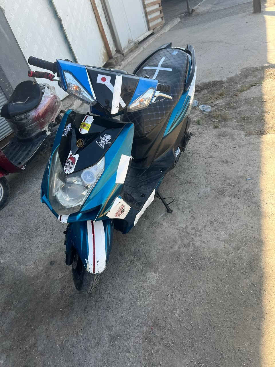 سكنس محركّ مفتوح اي عيب مابيها سلف كهربائيات كله شغال 350 بي مجال


**إذا كنت صاحب هذا الإعلان وتريد حذفه لأي سبب، رجاءا أرسل رسالة إلى الدعم الفني**