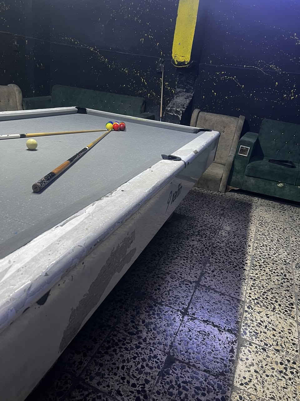 سلام عليكم شباب ميرين الأول يلن والثاني سوبر ماستر تك شاصي***********
