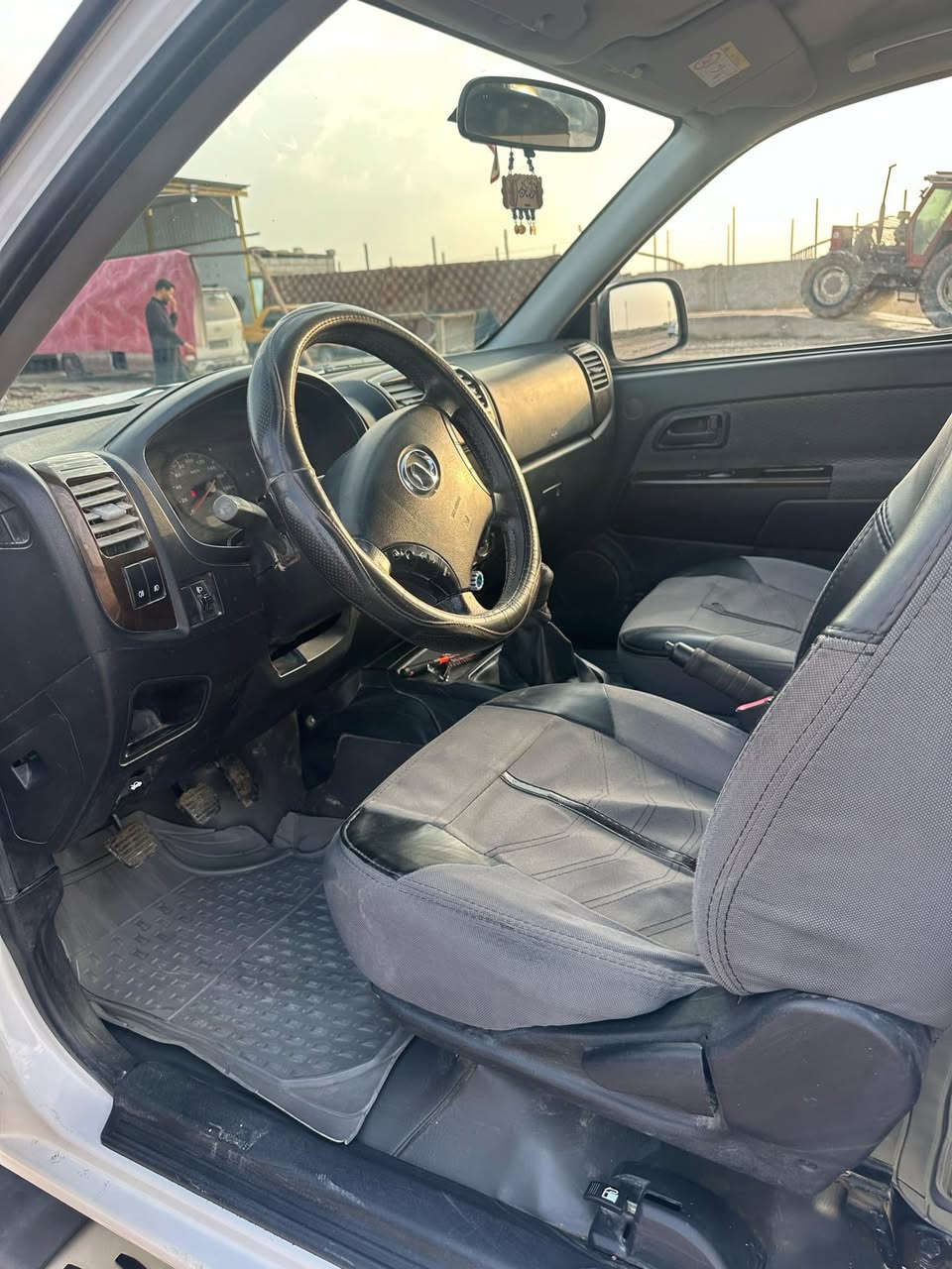 السلام عليكم
سياره للبيع كريت ويل  موديل  2019  رقم قادسيه  تحويل ثاني يوم ماشيه ١٩٠الف  نظيفه مالت جناي 
***********
