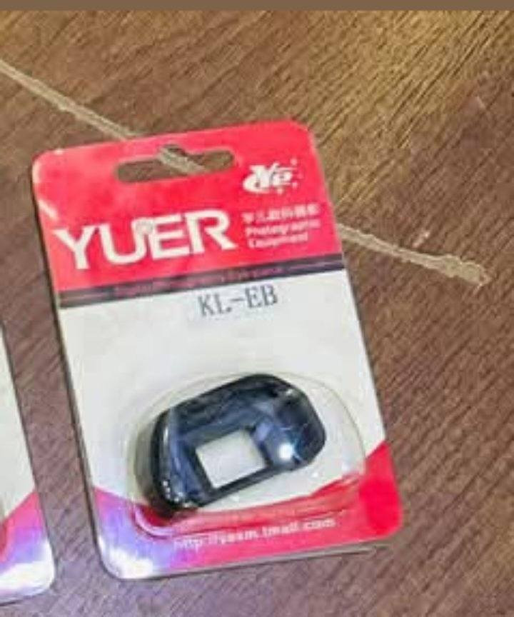 للبيع كامره نيكون D7000جديده نظافه ميه بالميه لاشخط ولازلغ وضع شركه عدستها الاصليه مال الشركه 105/18 ملحقاته الاصليه وياها بطاريه وشاحنه وكيبل شحن وجنطه وحزام كتف سعرها 525الف قفل 

وعندي زوم رياضي سيكما اوتو منول كهربائيّ الاصدار الجديد 300/70 سعره 175الف قفل 

وعندي فلاش كودكس سعره 40الف قفل 

وعندي جلاتين عين عدسه كامره جديد وليس مستخدم سعره 15الف قفل 

وعندي جلاتين كامره جديد وليس مستخدم سعره 25الف قفل 

وعندي بطاريه الاصليه مال الشركه سعرها 25الف قفل 

وعندي هود وقبق عدسه 105/18 جديد وليس مستخدم سعرهن 30الف قفل 

وعندي هود وقبق عدسه 55/18 جديدوليس مستخدم سعرهن 30الف قفل +ادبتر جديد وليس مستخدم سعره 15الف قفل 

وعندي استاند كامره تصوير جديد وليس مستخدم مع جنطه وكتلوكات  سعره 100الف قفل 

ملاحظه // مكاني بابل لايوجد توصيل الشراي يدخل خاص ولايعامل رجاء الاسعار ثابته ابيع شلع كافة المعدات التصوير اعتذر مفرد مابيع


**إذا كنت صاحب هذا الإعلان وتريد حذفه لأي سبب، رجاءا أرسل رسالة إلى الدعم الفني**