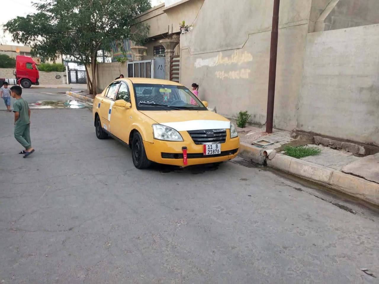سلام عليكم شيري اي فايف موديل ٢٠١١محرك كير كامري شرط غاز بانزين مشروع وطني سنويه ٢٩ تغم تاير كير محرك  كهربائيات صدر شرط اي ظربه مابيه للبيع شرط وكاله وتحويل سعر ٢٩ وبيه مجال شي بسيط للستفسار ***********عنوان كركوك
