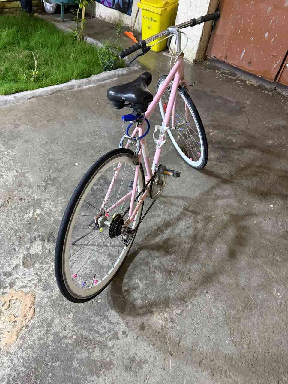 سلام عليكم
بايسكل C700 للبيع

ياباني اصل الامنيوم 

جوابه وتايرات جدد 

بريكات شغالات 

سعر 85 وبي مجال 

مكاني شهداء السيديه قرب تقاطع درويش

للتواصل ***********
