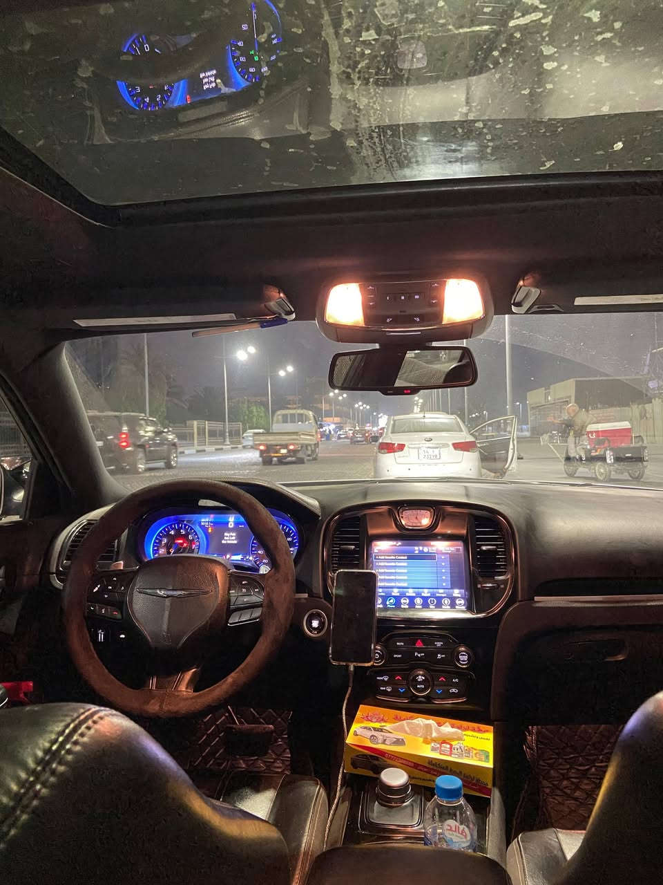 سلام عليكم. كرايسلر أوباما 2018   كفاله بدون كص حاويه. جاهزه تخم تاير تبريد مكينه. كير. سيارة جديدة كلش. بيهه نقص شمعات فقط حداده كلهه جديده.  سياره اس. بلاك. فول الفول.   بيهه تغيير لون بأمريكا.  فقط. بيهه فقط لوحات أربيل اصليات.    رقم شاصيهه مكفول من الزلغ. ماملعوب بي.    سياره تجي تكلب وتقنع. وتشلع عيوني. ماتفيدك. تولي فدوه.    سياره ابيعلك. فقط مكفول من الكص. والباقي. انت وقناعتك.   مكاني بصرة. ***********. اتصال. واتساب.  سعرهه 80.  بيهه مجال بسيط كلش
