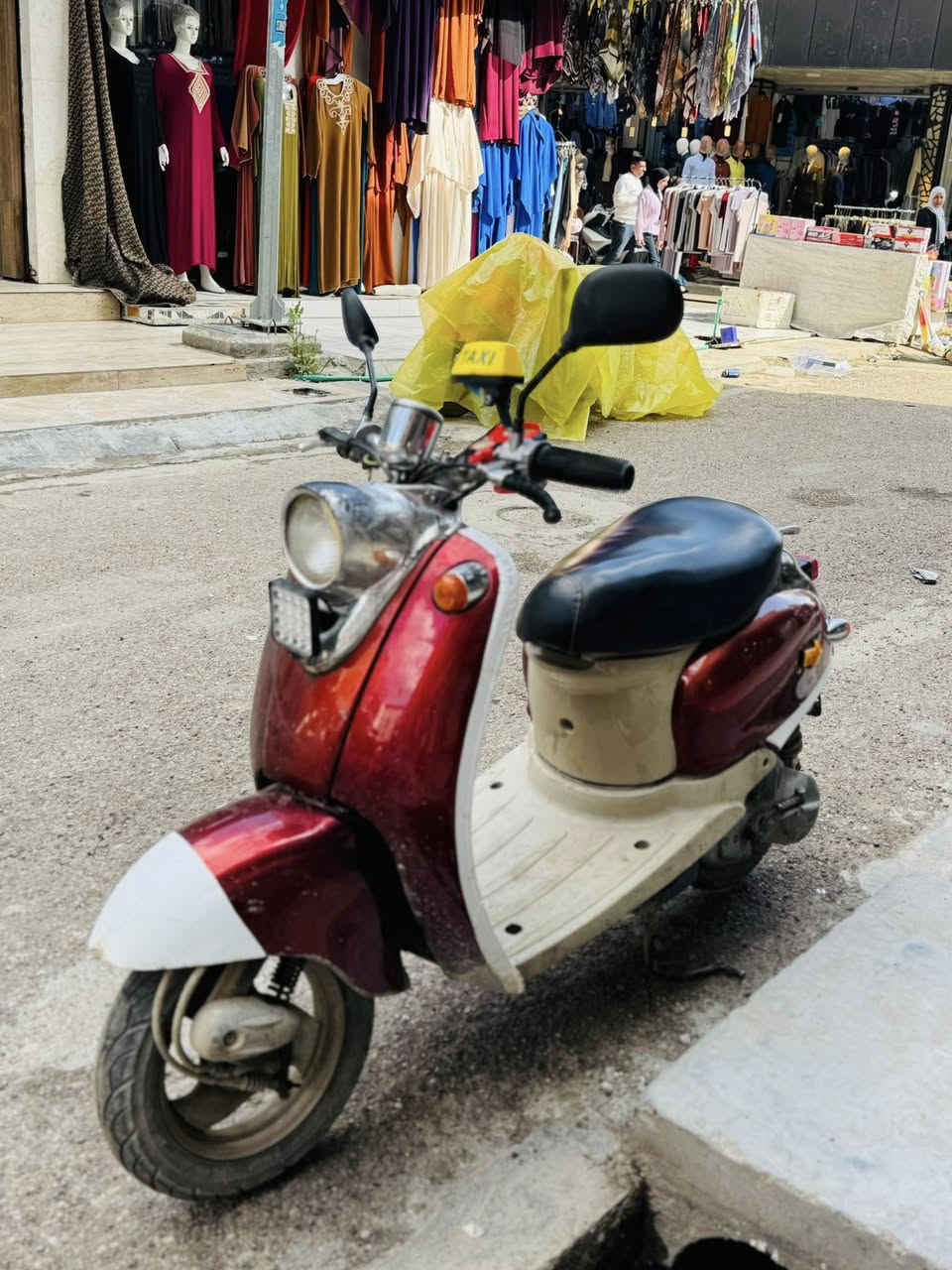 السلام عليكم
للبيع دراجة عبد الحليم نظيفة وكاملة سلف هندر كهربائيات كلها شغالة محرك نظيف مامفتوح السعر 325 وبيها مجال للطيبين مكاني ديالى بعقوبة للاتصال ***********
