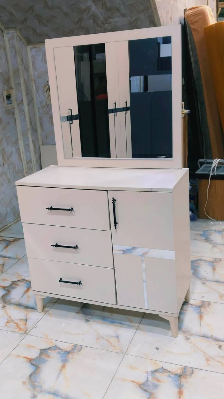 💎💗 غرفة تركي مستخدم
5قطع 
💯 نظافة 95%
🚪 نظام أبواب مرتب
💸 السعر475
🪛 شد مجاني
🚚 نقل مجاني
💎


**إذا كنت صاحب هذا الإعلان وتريد حذفه لأي سبب، رجاءا أرسل رسالة إلى الدعم الفني**