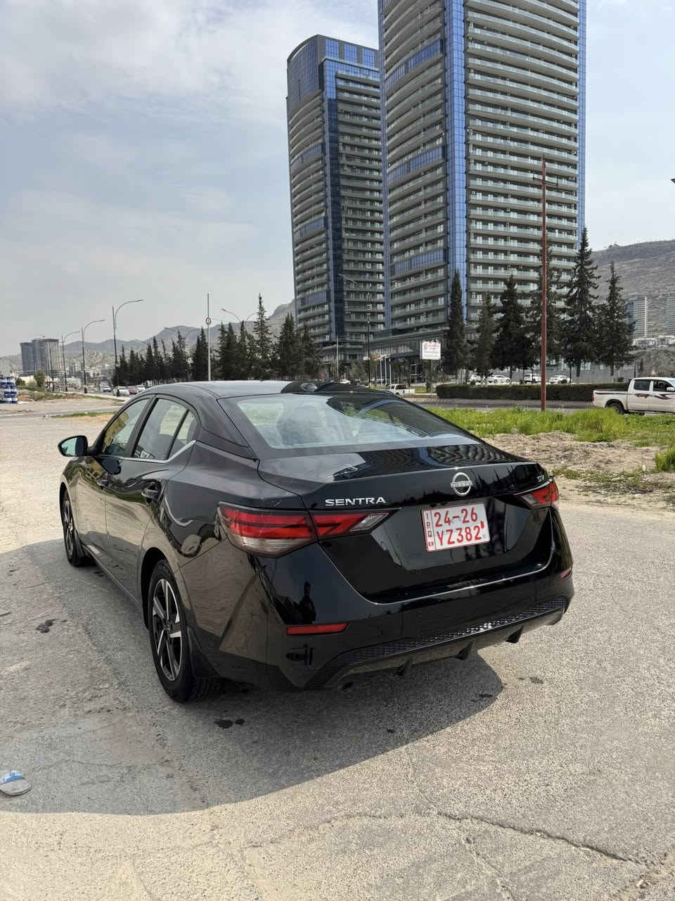 نيسان سنترا 
 Xtronic Cvt 2.0
موديل 2024
بدون صبغ تعديل PDR فقط 
بجم شواصي دواخل بشرط 
صورة قبل التعديل بين الصور

مواصفات SV
بصمه 
شاشه 
كاميره 
رادار امامي 
رادار خلفي 
مرايا رادار 
 تحكمات ستيرن  
مسار طريق 
تحديد سرعه 
حساس خلفي  
سعر 139 ورقه مجال عنوان دهوك
 هاتف واتس ابب
*********** كاتي تترقم اربيل دهوك سليمانيه
