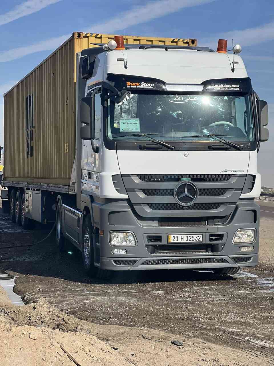 اكتروز موديل 2012 محور طويل مكفوله كفاله عامه باقي تفاصيل اتصال علا رقم ***********
