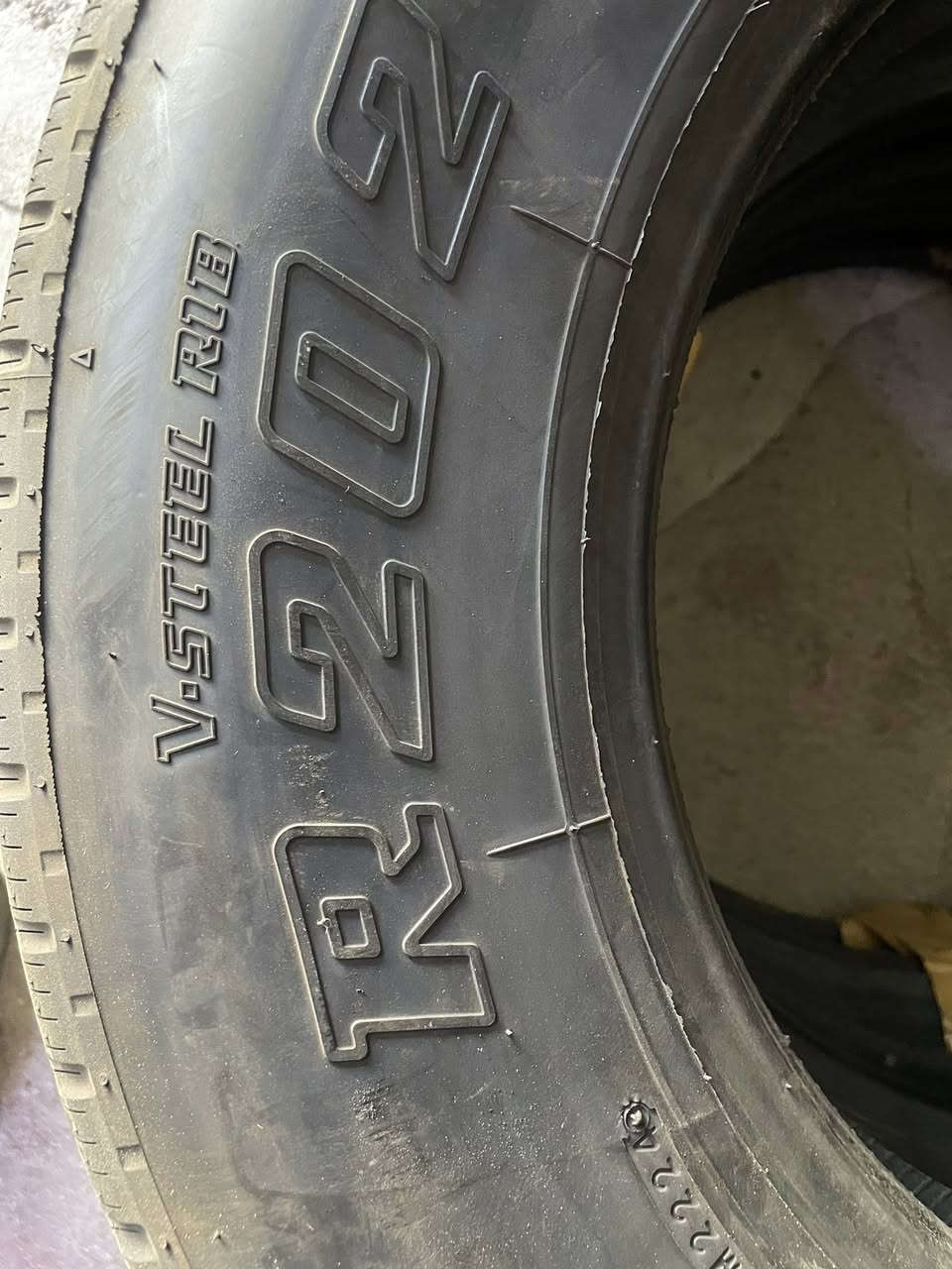 تاير كوستر برجستون الحجم 17:5 جديد 
مكاني مجمع مشن بغداد متوفر جملة و مفرد  *********** واتساب
