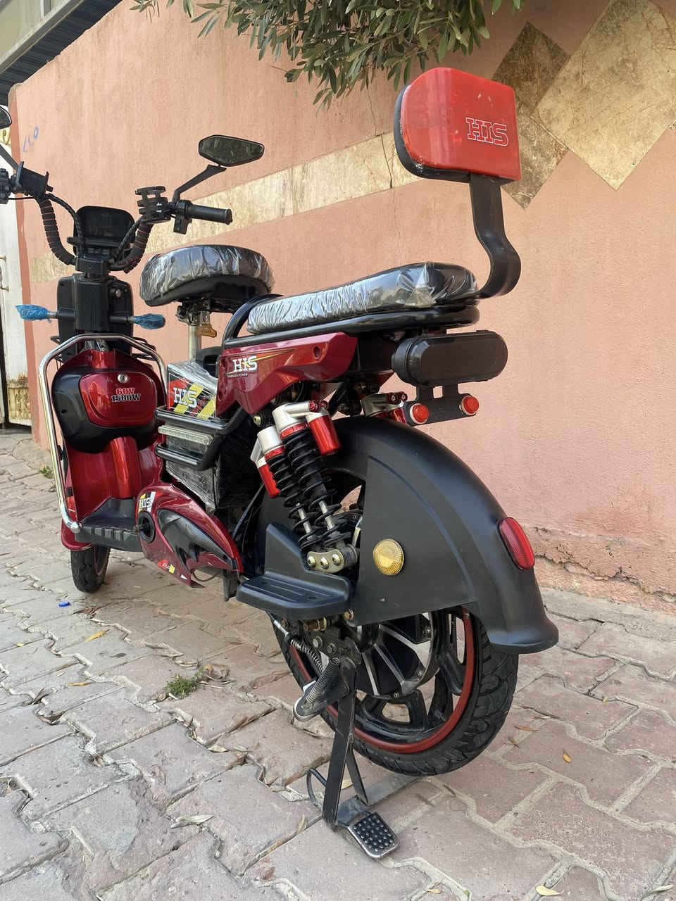 🚴‍♂️للبيع مستعجل !
5بطاريت فول ✈️

بايسكل نضيف حيل 

سعر 300 
كركوك 🎯

للأتصال ☎️***********
