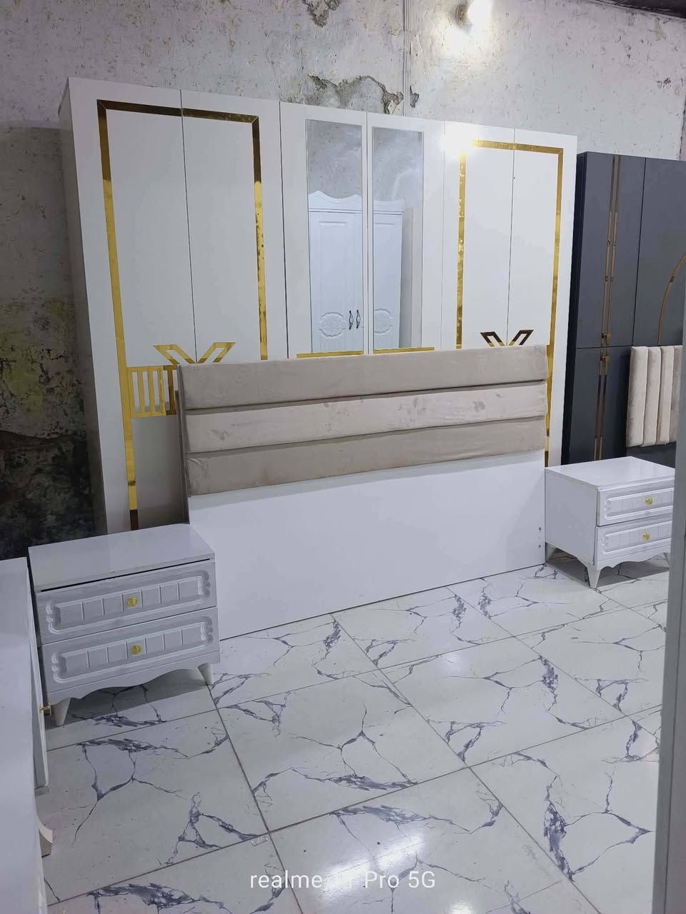 غرفة نوم كانتري مستخدم
نضافة95/💯
عدد القطع / 5 
نضام / أبواب 💢 
سعر 500 بيها مجال
شد ونقل داخل بغداد مجاني🚛
يوجود توصيل محافضات


**إذا كنت صاحب هذا الإعلان وتريد حذفه لأي سبب، رجاءا أرسل رسالة إلى الدعم الفني**