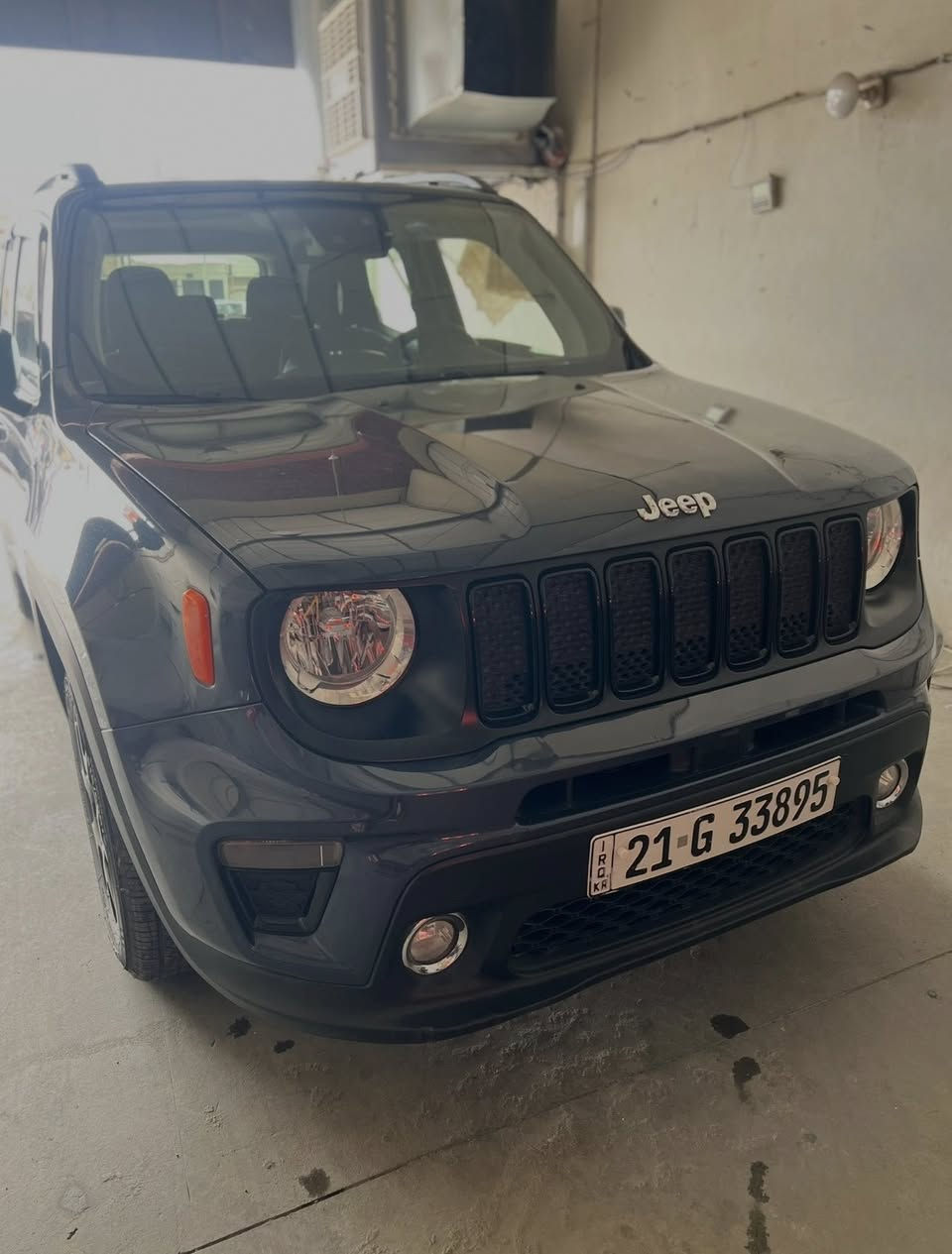 جيب رنجيد 2020 للبيع
باسمي السياره 

دفتر بنزين بي 

ماشيه السياره 39 ميل 

ضررها موضح بالصوره باب السايق وارد 

بجم كبس 

مواصفات الجيب المعروفه بصمه وويل كروم وتبريد قطعتين وتحديد سرعه وووو 

السياره كلش نظيفه 

للاستفسار ***********
