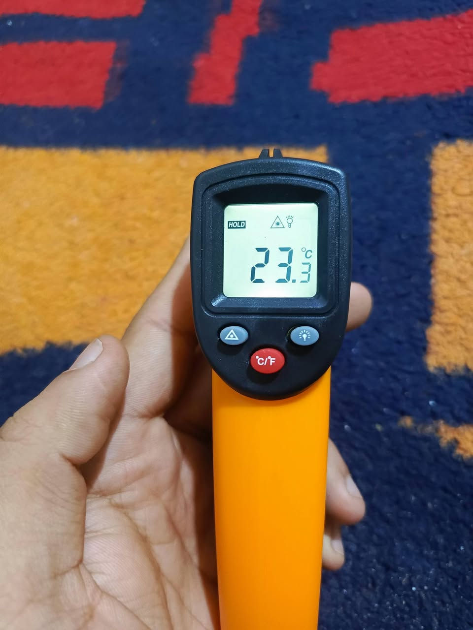 قياس درجة الحرارة+قياس دقات القلب والاوكسجين
السعر 30 الف مع التوصيل 
للاستفسار موجود واتساب
***********
