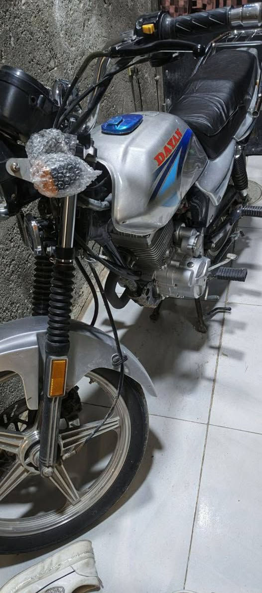 سلام عليكم دايوند للبيع مديل 21 مكاني كربلاء  سعر 900بيها مجال لطيبين ***********
