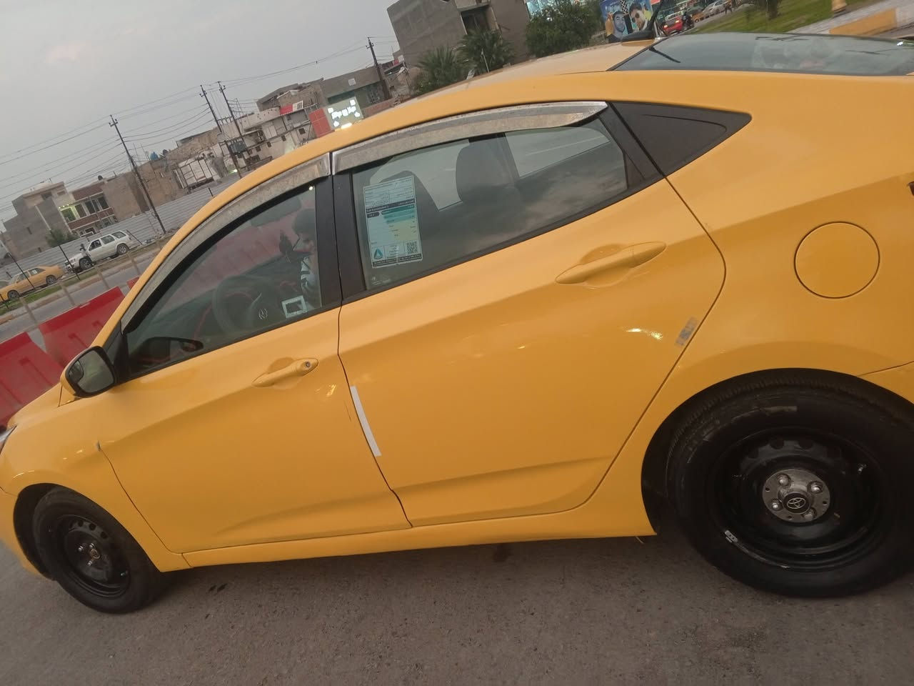 اكسنت 2015 امريكي رقم بغداد الدولي سعرهاا 85 بيه مجال للطيبين 
سنويه لل 27 
كير مكينة خير من الله 1600 GDI
كشرها حلو صدرها 90 بل 100
حادثه جاملغ خلفي وبنيد مبدل  
سيارة ليبل واحد عده البنيد 
دواخل مابيه لا حوض لاتكم لا لغود 
مكانه بغداد زعفرانية ***********اتصال 
                              *********** وات ساب
