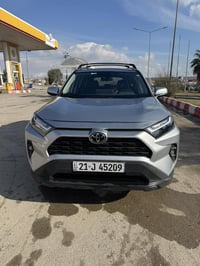 فئة XLE • موديل ٢٠٢٣ • ماشي ٣٢٠٠٠