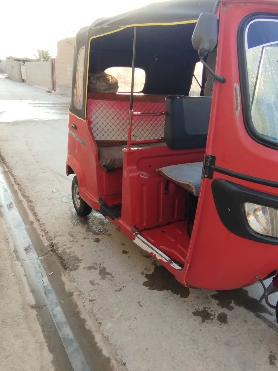 سلام عليكم تكتك البيع مديل 18 الاستفسار ع رقم *********** مكلف بالنشر
