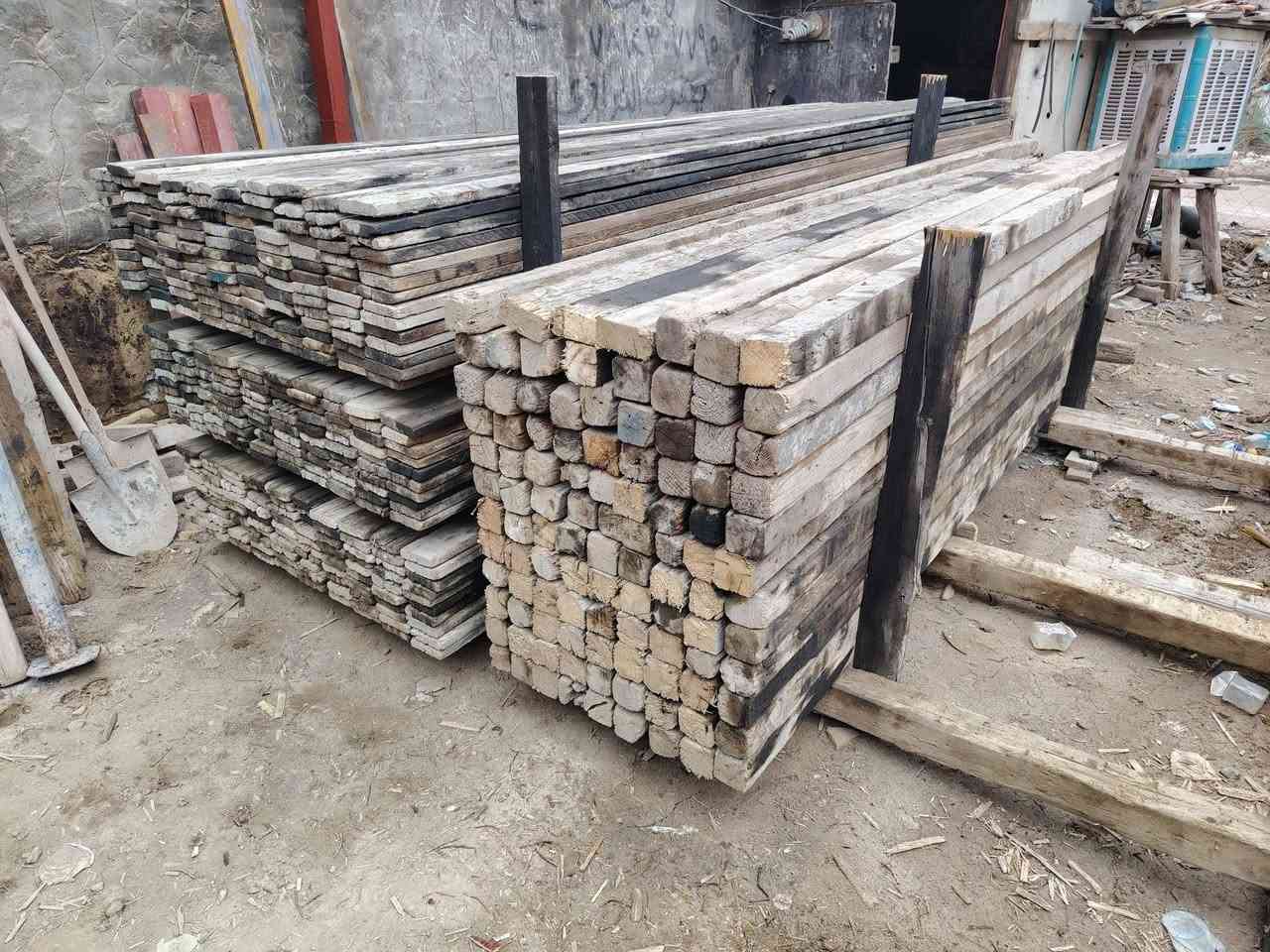 لوح للبيع 4متر مع سير 3 متر
اتصال *********** السعر، المكعب 350 الف
العنوان الحله المركز،،
