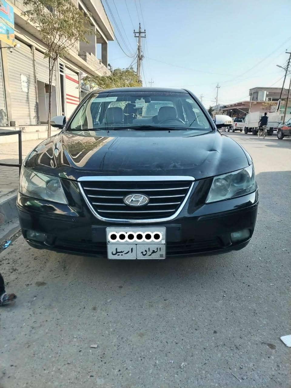 السلام عليكم سوناتا موديل 2008 خليجي 
محرك 2000 ضرر باب السكن ع الجاملغ السكن الخلفي السياره نظيفه بدون دواخل السعر 90 وبيه مجال ***********
