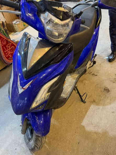 جديدة العام اخذتها ما فايته تصليح سعرها 550 بيها مجال مكاني بالولاية سعرها 550 بيها مجال ***********
