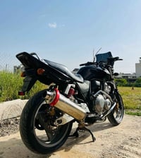سەرەتا بە ناوی خودا بۆ فرۆشتن:- Cb400 Super 2010  مۆدێل ٢٠١٠ی نۆزڵ و س...