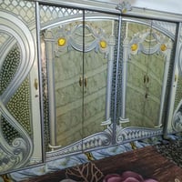 غرفه لبيع نضيفه مستعجل عل بيعتهه ب450 وبيهه مجال قليل مكان بلديات ضباط...