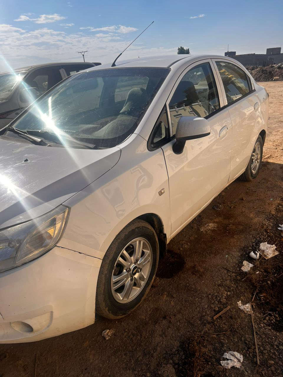 السلام عليكم
شوفر سايل موديل 2012 
حداديه تخم تاير باتري جديد
 السياره كير عادي
 كهربائيات كلها شغاله تبريد
 سياره جديده رقم ذي قار انكليزي بأسمي تحول مباشر  
مكان السياره الناصريه الغراف 
السعر 60 وبيه مجال 
بيه بارد يم قبق البانزين  اكفله من ضربه لقويه ولتبديل 
*********** واتساب واتصال
