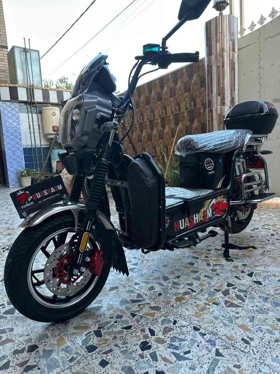 للبيع موطور شحن هيوشه شكل 26 موطور مستخدم قليل وبطاريته فول وعلا فحص وكهربائياته كله شغاله سماعه جوه كشن كشن كهرباء 6 بطاريات
السعر 675 وبي مجال 
للتواصل ***********
