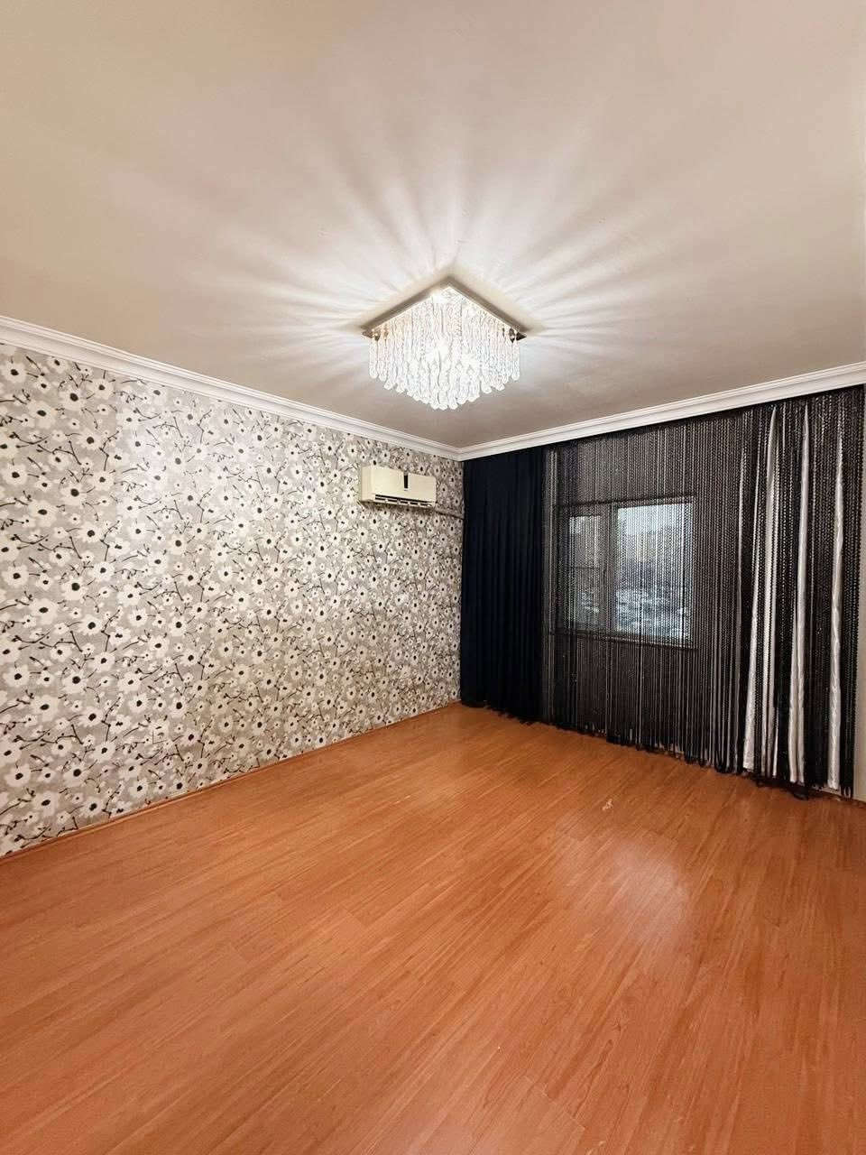 ‼️ افروستي - Avrocity ‼️
⁨
🏢 شقة فارغة للبيع في أرقى مجمع سكني بدهوك

✨ افروستي – Avrocity

🔹 نوع - B 
🔹 شمال شرق
🔹 مساحة - 168 م
🔹طابق 3 

💰 الدفع : ✔️ كاش

📞 للاستفسار و التفاصيل :
مكتب VIP دهوك للعقارات

📱 ***********
📱 ***********

💬 أو تواصل معنا على الخاص أو عبر الواتس أب

📌 فرصتك للسكن أو الاستثمار لا تعوّض!
#avrocity #fyp #explore #duhok #دهوك
