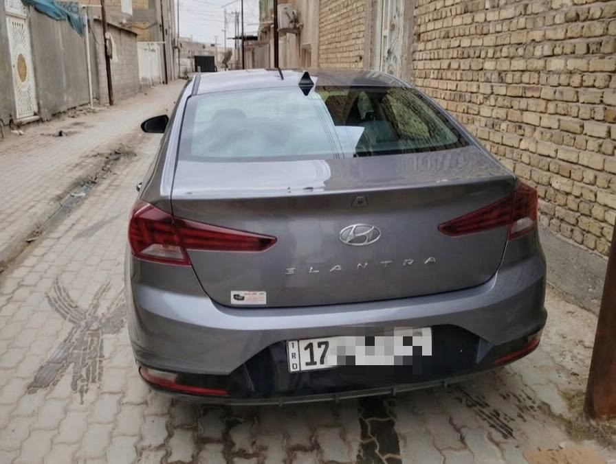 سيارة النترا 2019 أمريكي دوش 
تخم تاير جديد
ادامة كاملة للسيارة وحدادية كاملة جديدة 
مكينة مفتوحة كازكت 
حادث ما عابر
حادث امريكا بالصور كذلك رقم الشاصي 
السعر 133$
*********** واتساب
