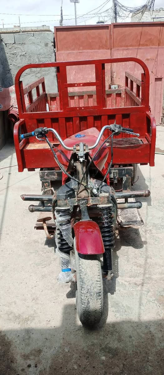 السلام عليكم 
ستوته للبيع سلطان كوسان 2015
العنوان العمارة ابو رمانة قرب الملعب 
ماسنجر او واتساب ***********
السعر :مليون و100 بيه مجال للشراي
