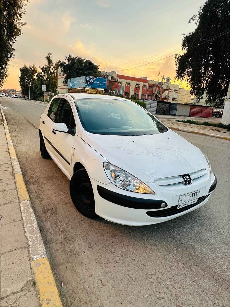 بيجو 307 موديل 2004مشروع وطني سنويه لحد 28 سعر سياره 55 بي مجل قليل سياره جهز مابي نقص 
  كير و محرك محرك جديد حاويه اربع جام كهربائي تبريد 
دفتر بنزين بي تحويل ثاني يوم 
للاستفسار كركوك واسطي *********** كركوك, العراق
