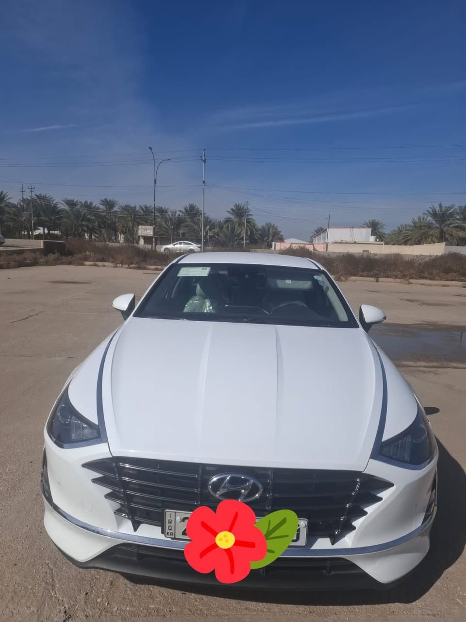 سوناتا 2023 
ماشيه 45 الف
مواصفات نص فول
كامرا 
شاشه كبيره
حساسات خلفيه واماميه
الداخل لونين وتبريد قطعتين
المحرك 2500
السياره على ايدي من الزيرو لليوم
 مكفوله من كل شي 
تريد وكاله تريد تحويل
مكان السياره بغدادزعفرانيه
للستفسار 
***********
..
السعر 202$
