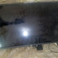 #البيع اللبيع مجمده شغاله ونضيفه سعر 175بيهه مجال بسيط شاشه حجم32.. اب...