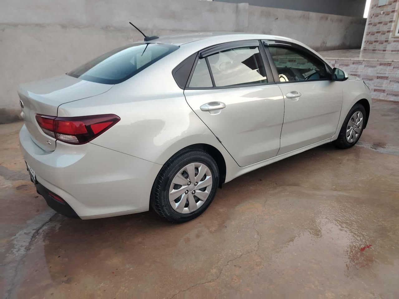 كيا ريو ٢٠١٨ وارد امريكي بدون ضرر الاستفسار ***********
