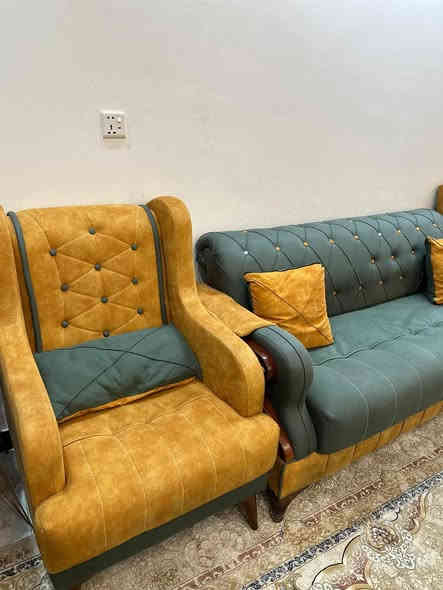 تخم تركي. نظيف مابيه اي عيب ٥٥٠ الف الإعلام قرب باب الحاره شارع مدرسة الندئ ***********
