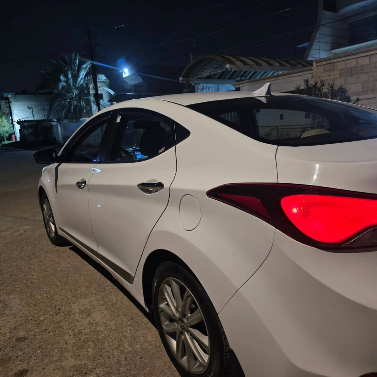 السلام عليكم ألنتره 2015 للبيع السياره فول ماعده البصمه السعر 128 وبيه مجال حك الجيه مكاني بغداد ***********
