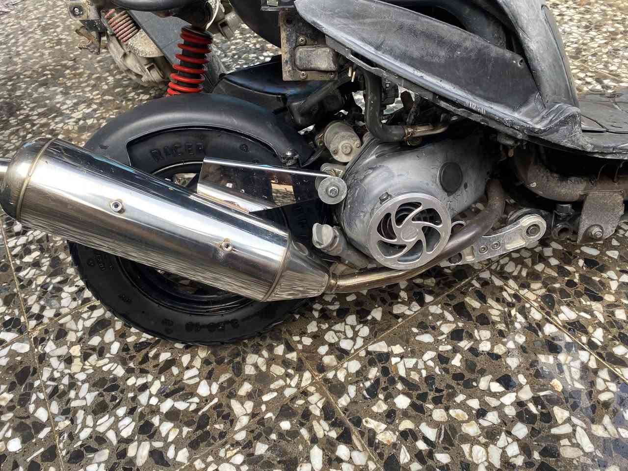 كفراته كامله بكلايت اربعه وياها ذيل نقصه فقط حاضن دشبول مراوس شعدك نزل ( بدون ويل امامي اشدلك بلادي)


**إذا كنت صاحب هذا الإعلان وتريد حذفه لأي سبب، رجاءا أرسل رسالة إلى الدعم الفني**