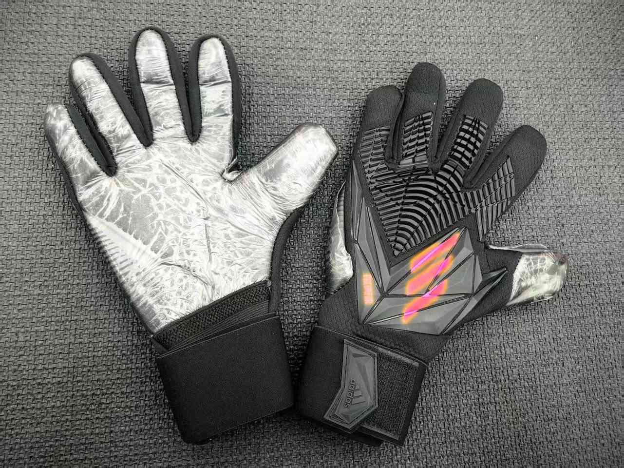 قفاز حارس درجه اولى دبان ألماني 
الاحجام
 9
10
البيع جمله ومفرد
سعر المفرد 35 الف 
مجمع الهدف الرياضي    
  تجهيزات عدي الرفيعي
 
***********/واتساب 
‏‪***********‬‏/واتساب
تتوفر لدينا خدمه التوصيل الى بغداد وجميع المحافظات خلال 18ساعه
